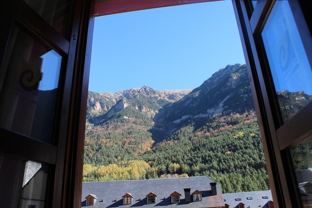 Albergue De Canfranc Estacion Chambre photo