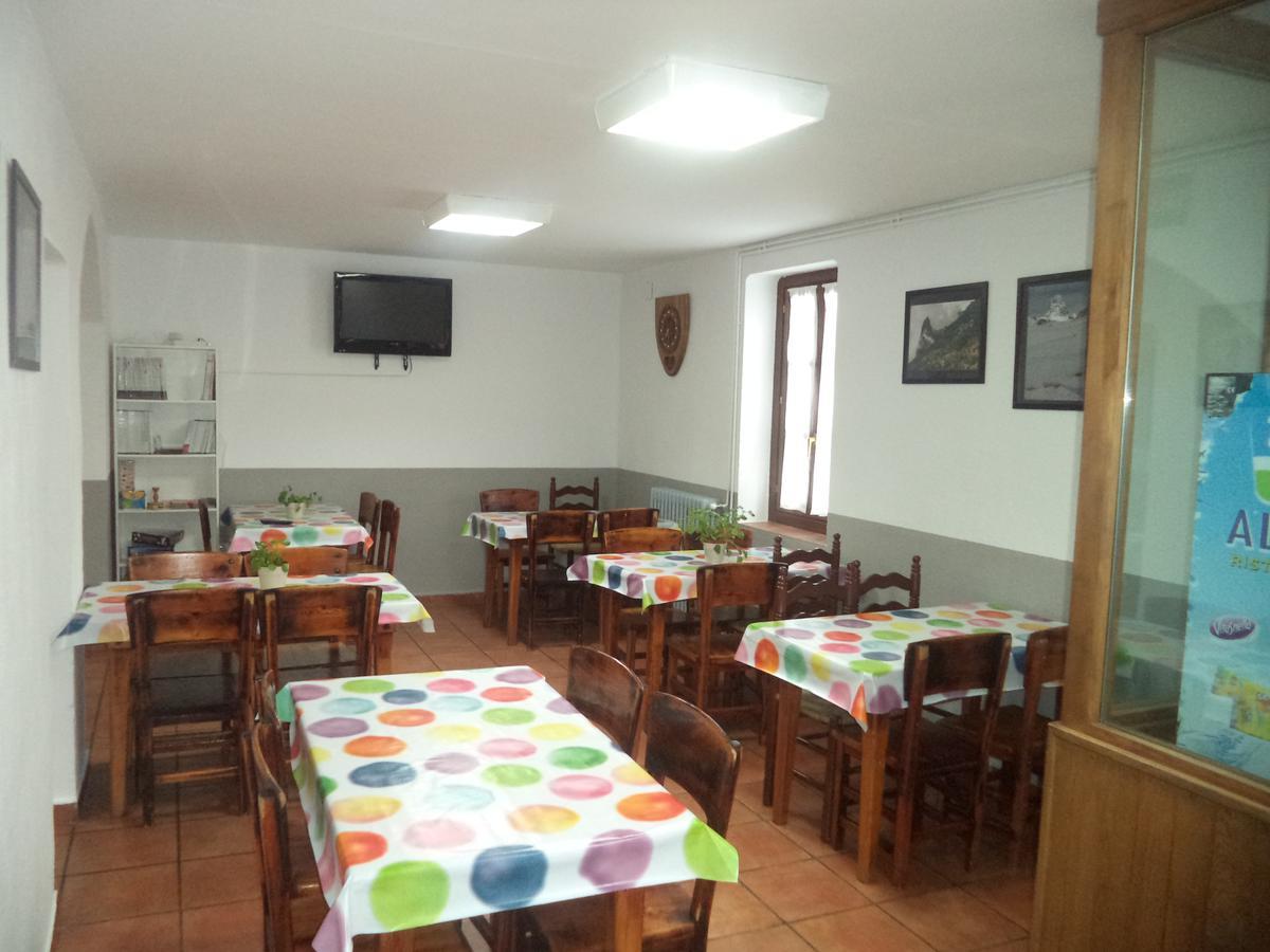 Albergue De Canfranc Estacion Extérieur photo